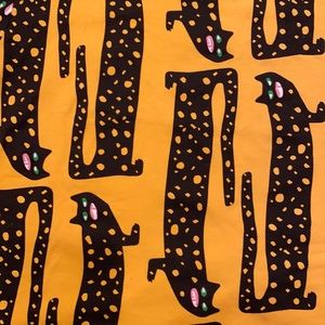 Nooworks long cats mock neck in yellow